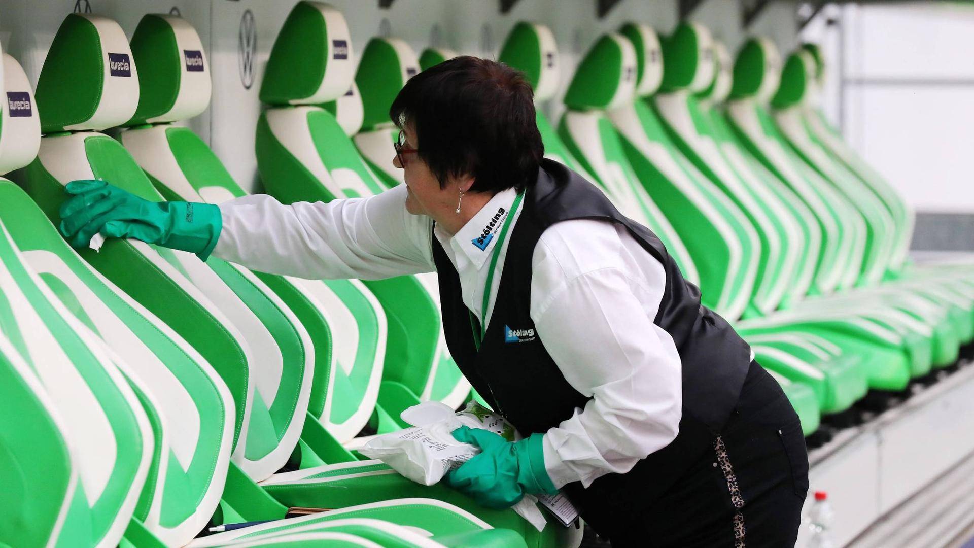 不戴口罩被暴踹,不佩戴口罩曝光