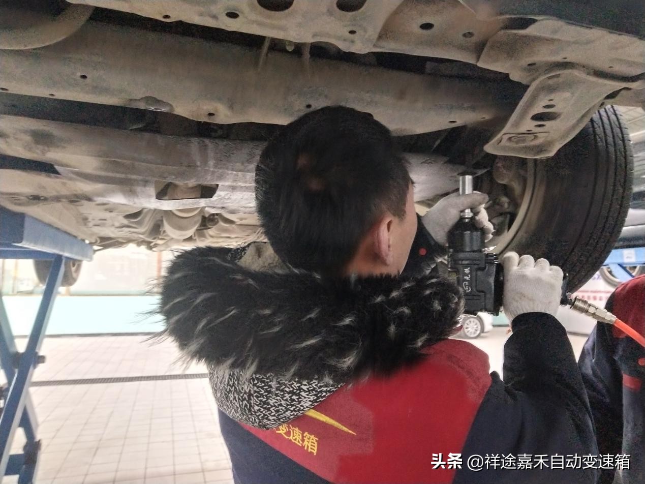 凯美瑞换挡打滑维修,丰田凯美瑞变速箱上挡偶尔打滑