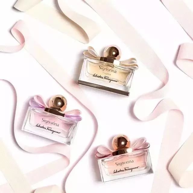 林允菲拉格慕全球品牌代言人,林允代言的香水