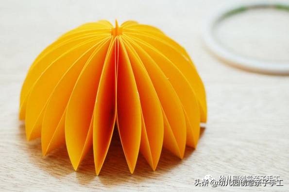 手工小伞可以折叠不用双面胶,幼儿园简单手工雨中小伞