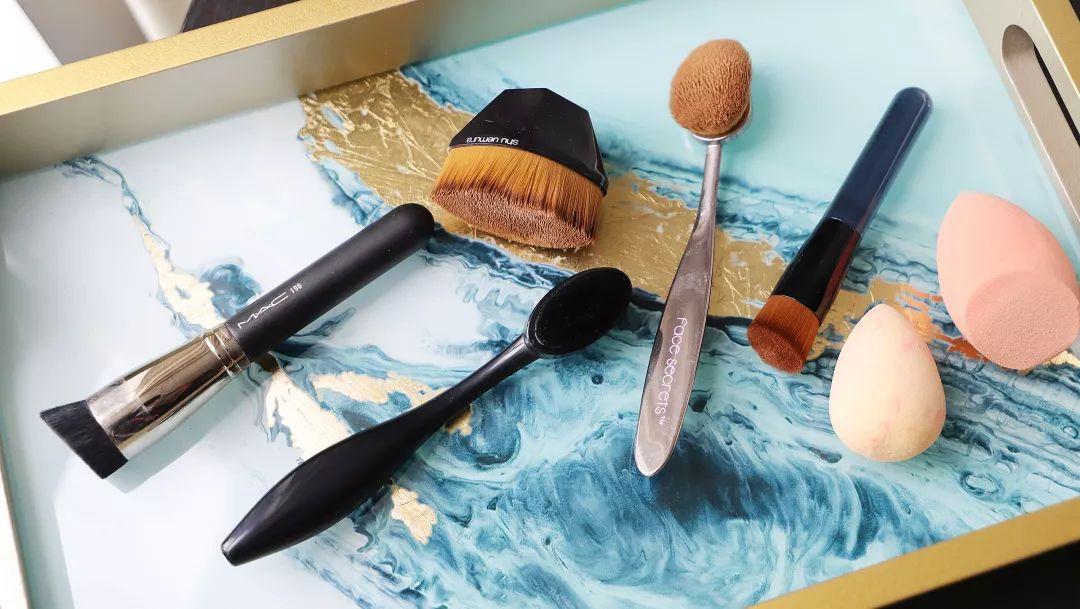 40岁女人新手化淡妆最简单方法,如何化出白天出门好看的淡妆