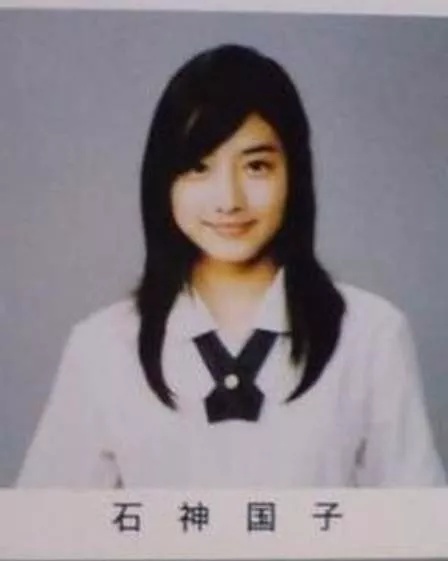 石原里美是正经演员么,石原里美为什么被称为女神