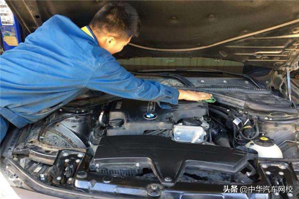 两兄弟学一个专业好不好,两兄弟学一样的专业有什么好处