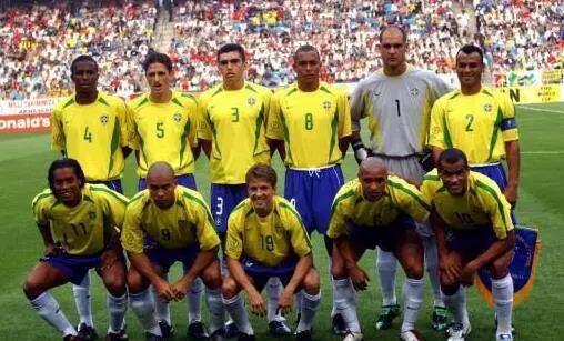 内马尔和卡卡透支巴西队50年颜值,卡卡巴西队颜值巅峰照片