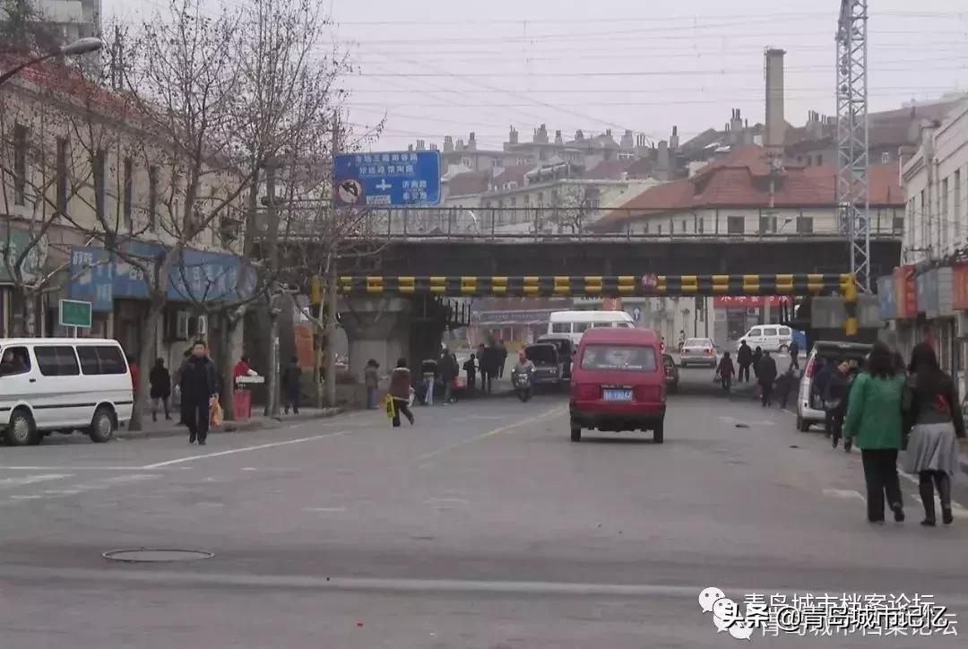 这里是小港儿，这里是后海沿，这里是海关后......