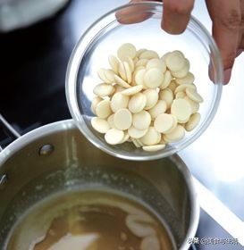 只用香蕉和巧克力做的布朗尼蛋糕,一个简易蛋糕的制作