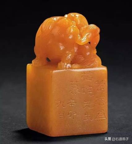 天价田黄石拍出史上最贵价格,田黄石每克3万真假田黄