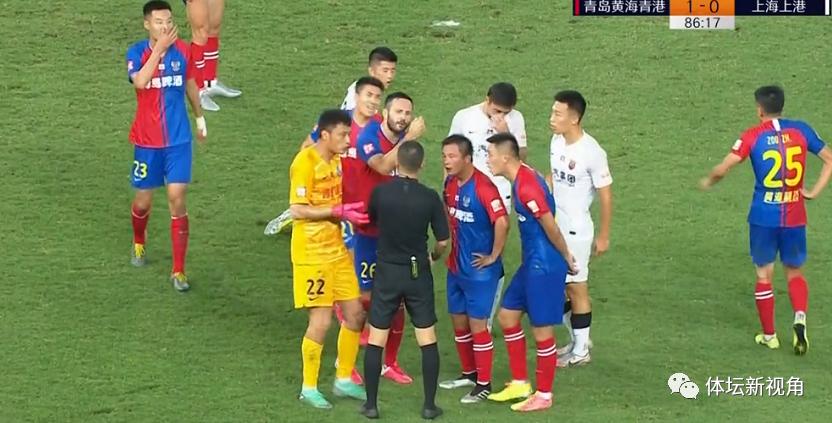 洋哨来不了，本土裁判肩上担子太重了，一晚上2场关键战都有争议