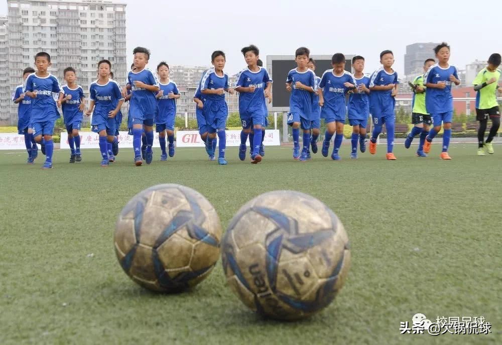 足球和高考哪个热度高,足球和高考