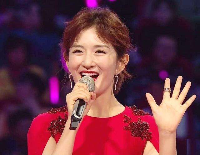 谢娜口红,朋友请听好谢娜脸上的口红牌子