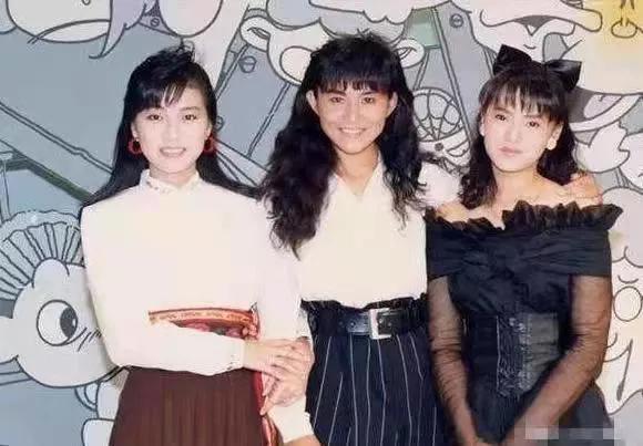 伊能静的坎坷情史:亲手葬送23年感情,离婚后嫁秦昊收获幸福