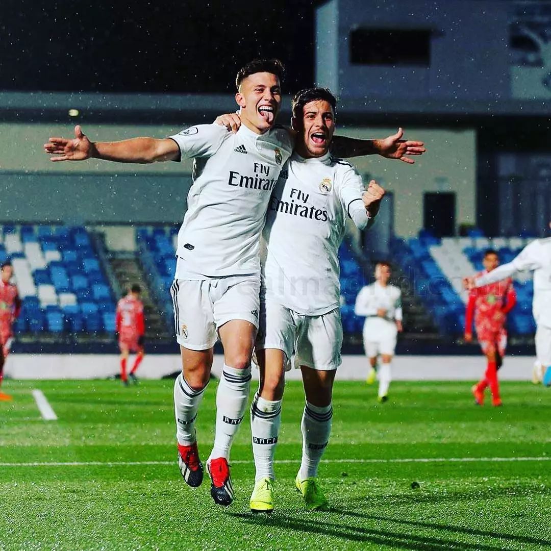 花样百出，势不可挡，卡斯蒂亚少年们是怎样踢球的？