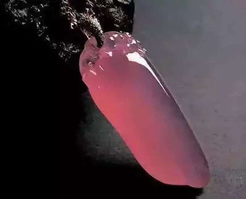 浅谈不同档次的紫罗兰翡翠的价格,紫罗兰翡翠原石如何挑选