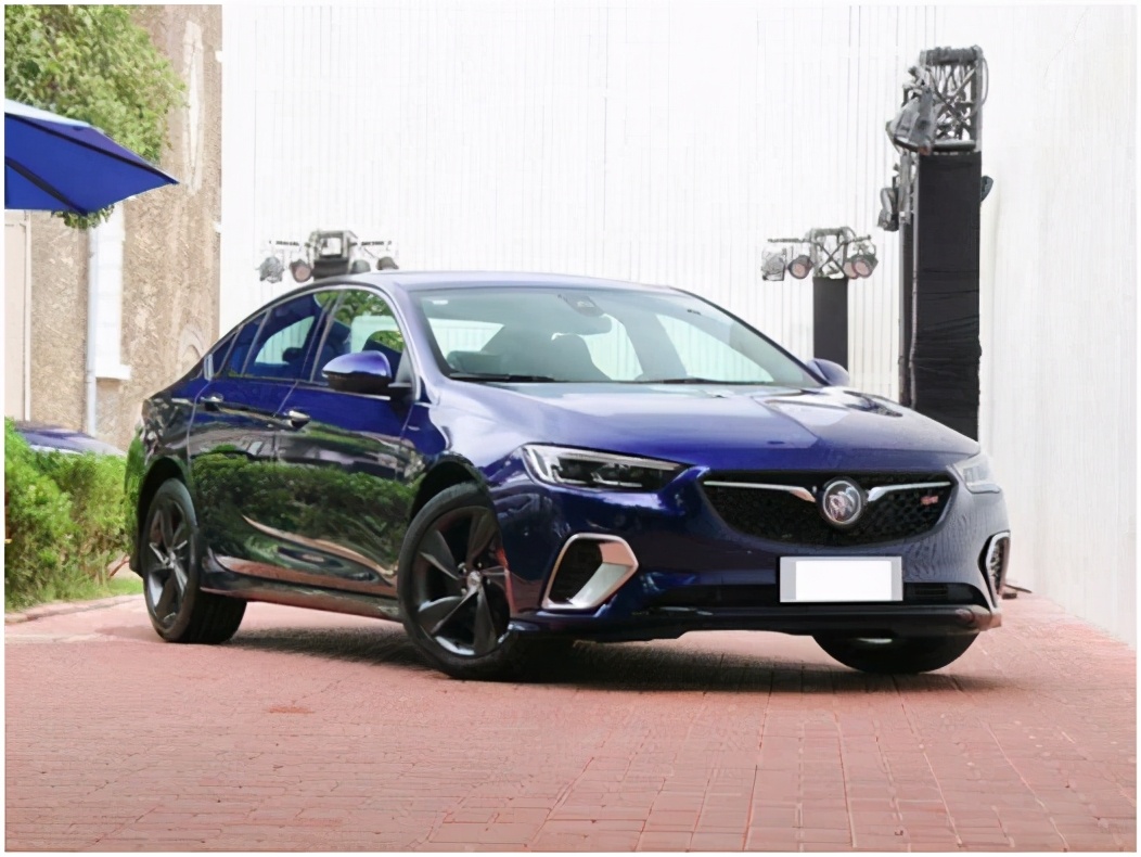 买君威gs的十大忠告老款,看朋友买过的车