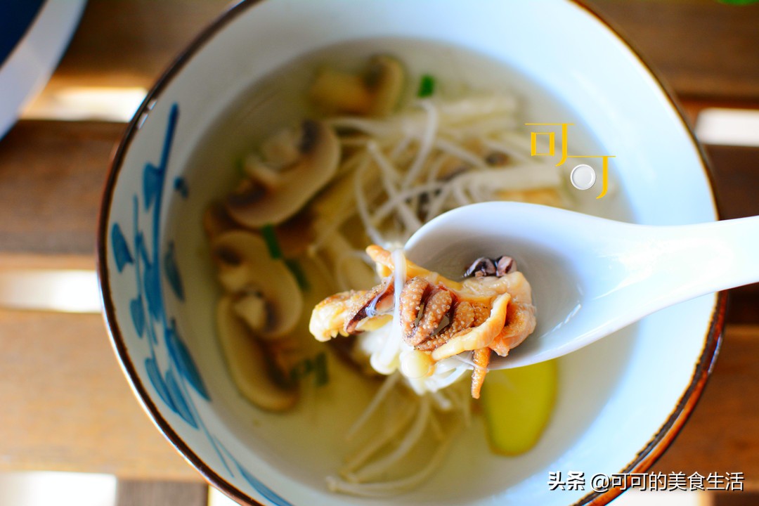 墨鱼干菌菇炖鸡,墨鱼干煲汤搭配什么菌菇