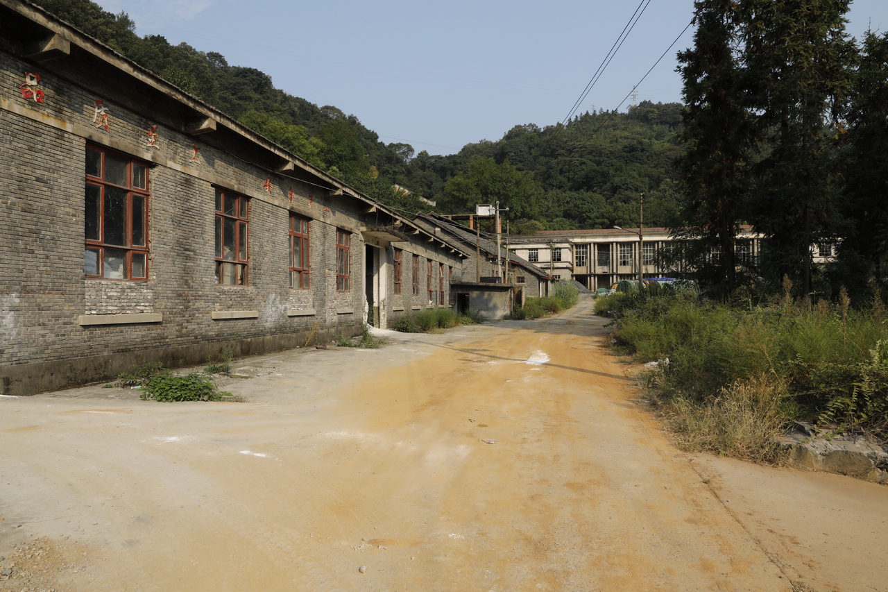 三线系列之13:国营二三八厂,国营湖北华中精密仪器厂