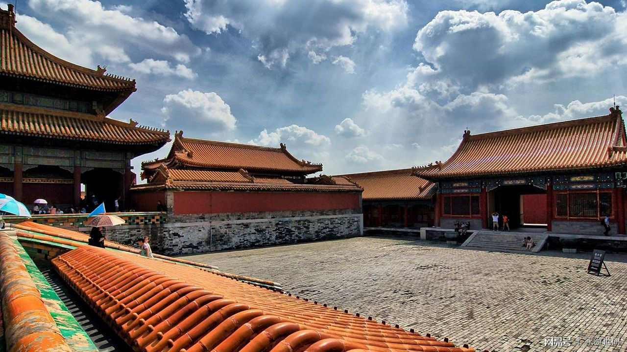 10个惊人的水下建筑,水下神秘建筑