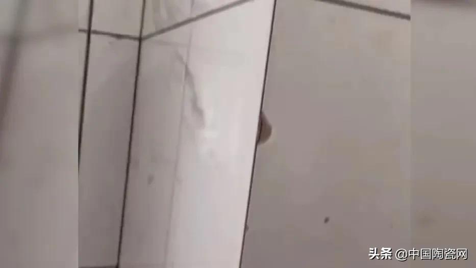 瓷砖崩角的补救方法,瓷砖缺角崩瓷属正常现象