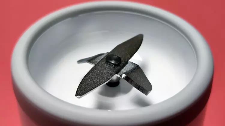 米家随行便携榨汁杯怎么样充电,米家随行便携榨汁杯怎么榨苹果汁