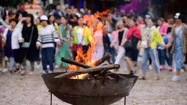 多尔衮府邸花园,北京胡同里的多尔衮王府