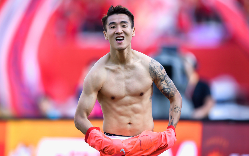 韦世豪郑智教学,韦世豪教会了我们什么