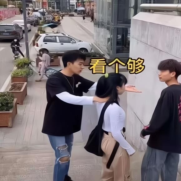 女朋友老喜欢看帅哥怎么办,女朋友总喜欢看帅哥怎么办