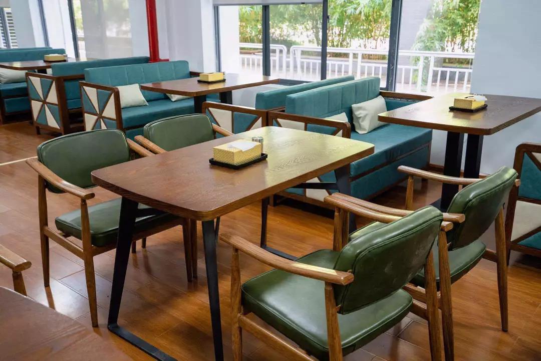 中南大学宿舍有多豪华,拥有十几个食堂的大学