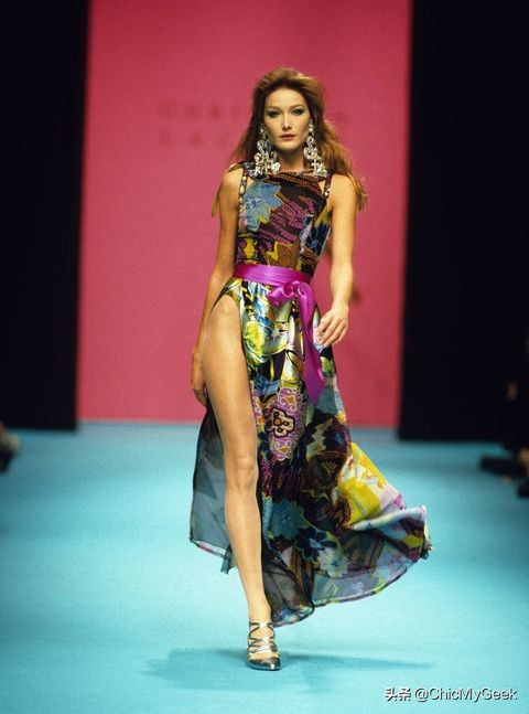 超模、歌手、第一夫人！你无法想象的法国传奇女子