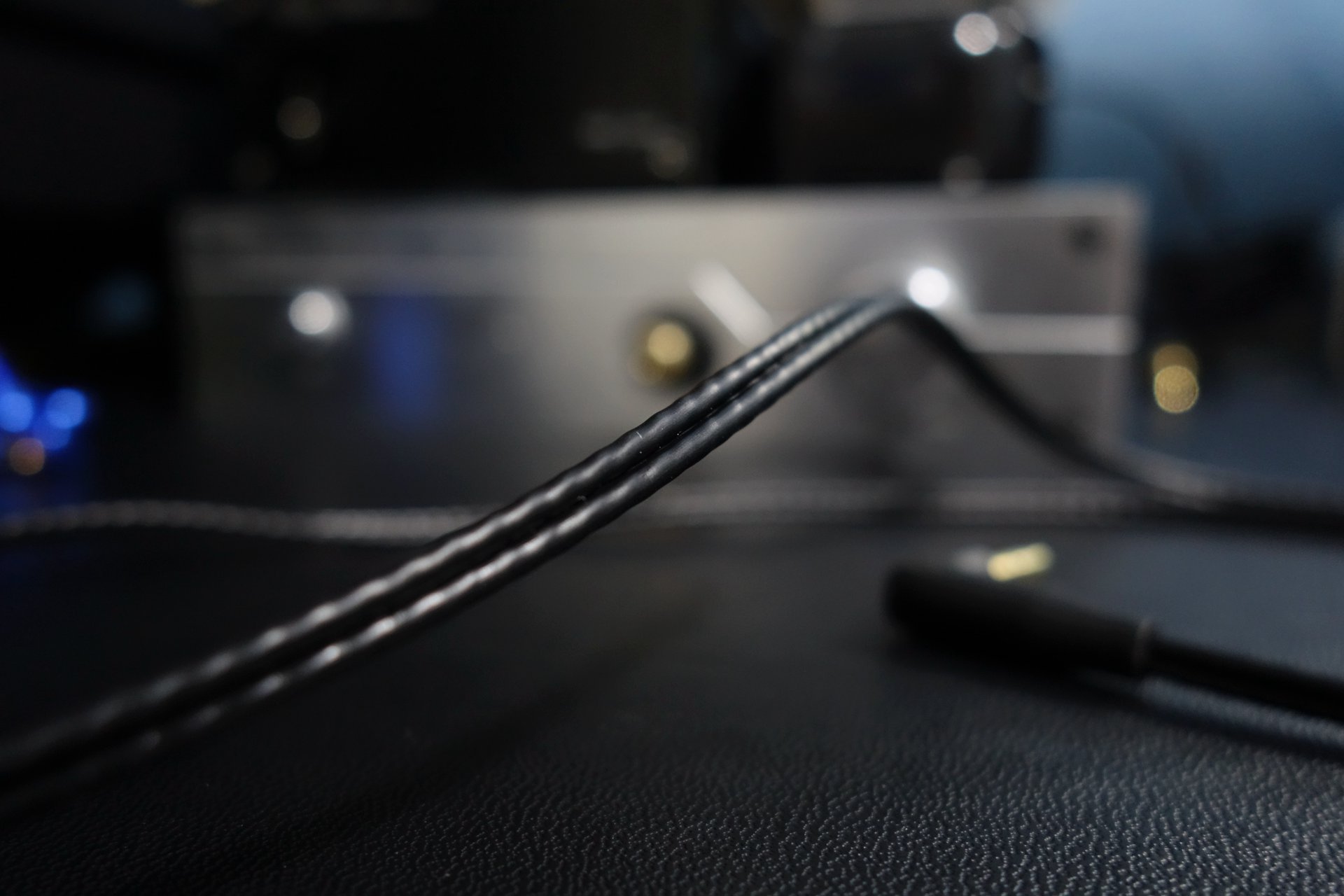 bgvpdm9耳机评测,不到千元的好音响