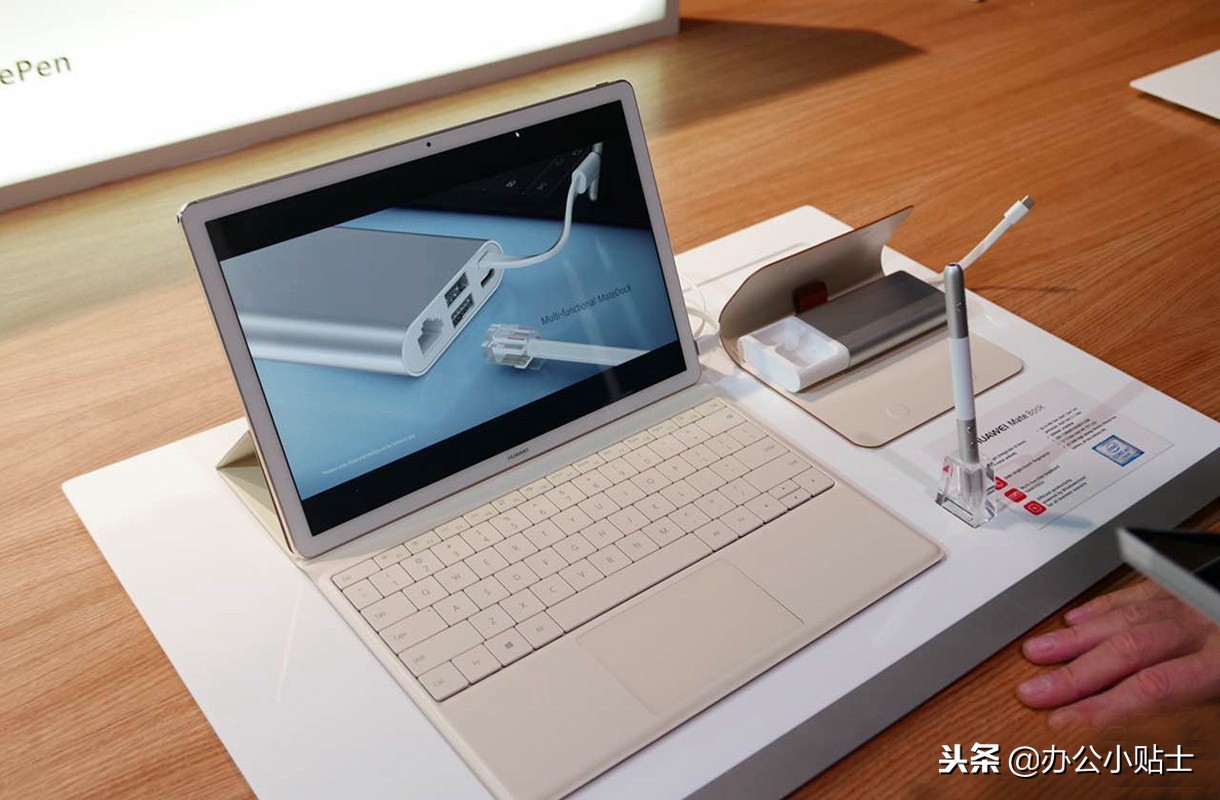 电脑开机密码怎么设置隐藏,电脑被设置开机密码该怎么解开