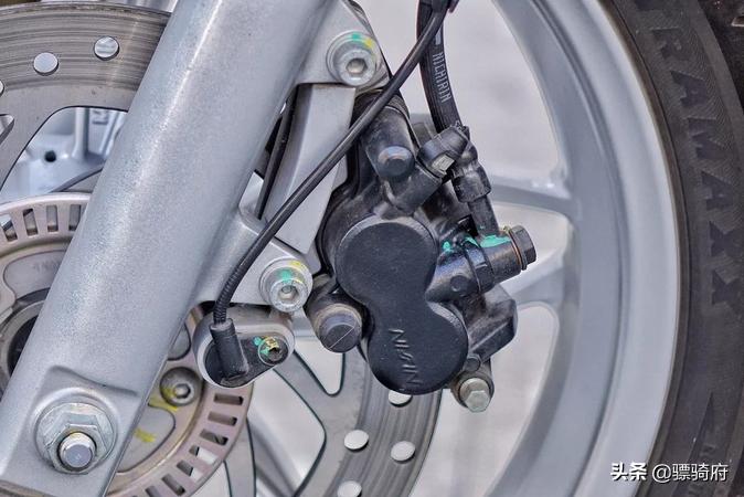 五羊本田PCX150，比亚乔medley150，DRG158三款高端踏板车横评