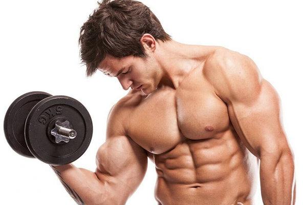 怎样才能练出强壮的手臂肌肉呢,如何快速锻炼手臂的臂力