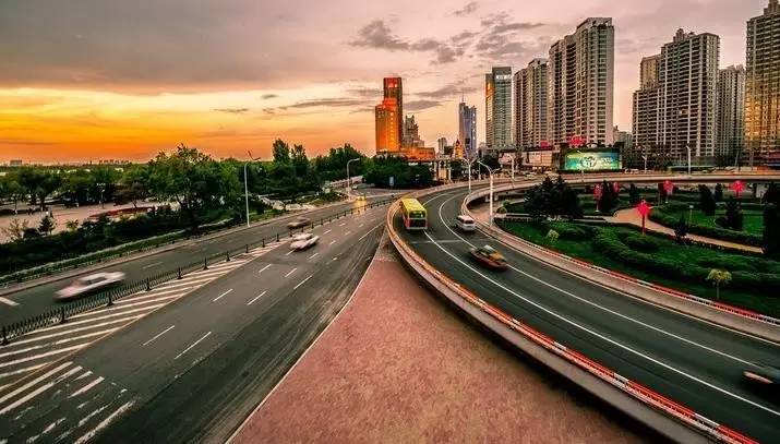 哈尔滨一座不用担心温饱的城,哈尔滨是一个硬核的城市