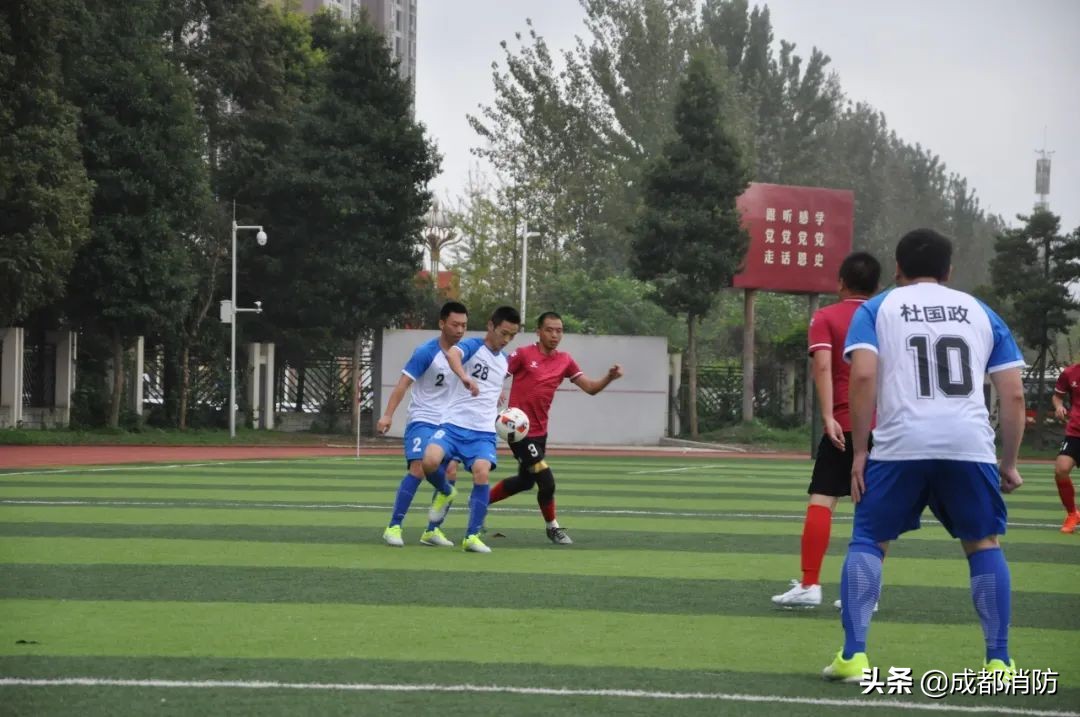 高温天气足球比赛,高温下进行的足球比赛