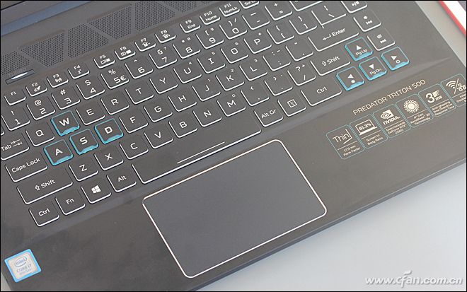 宏碁掠夺者4050游戏本3a测评,宏碁掠夺者刀锋x4090评测