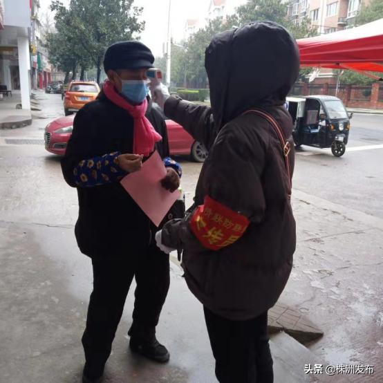 武都区万名党员筑牢疫情防控堤坝,芦淞区疫情防控