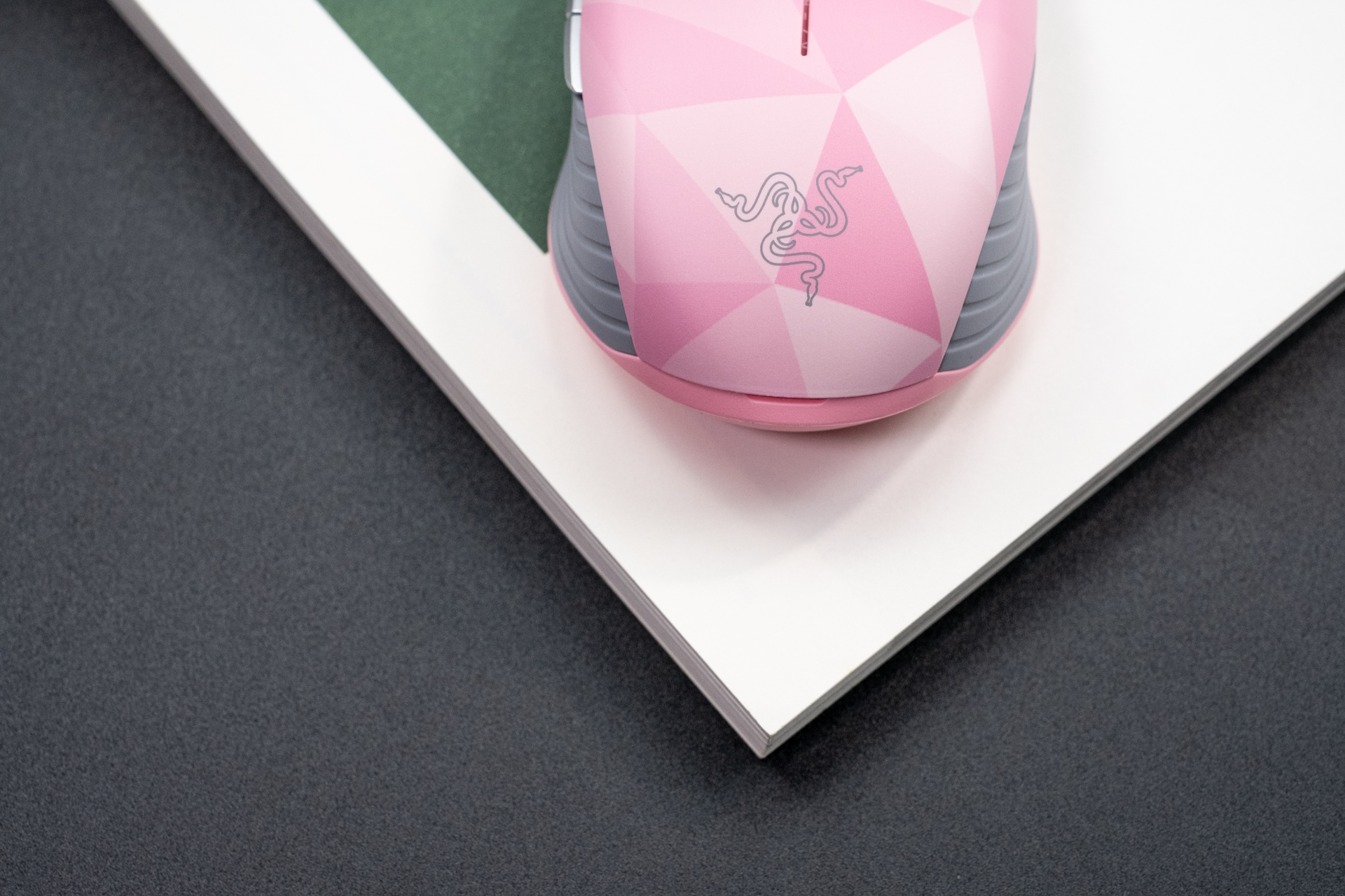 razer雷蛇刺鳞树蝰蓝牙无线双模,雷蛇razer标准版哪个颜色好看