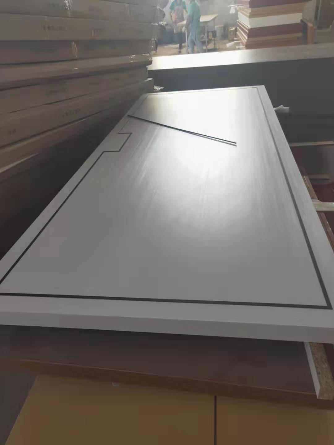 深入车间了解产品生产工艺,揭秘木门生产流程