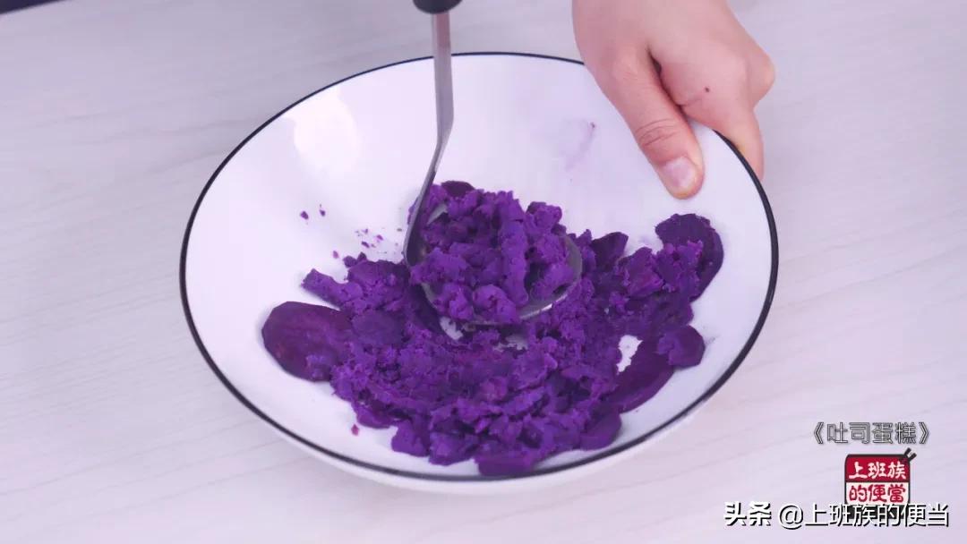 自制蛋糕用安慕希酸奶代替奶油,小孩爱做的蛋糕