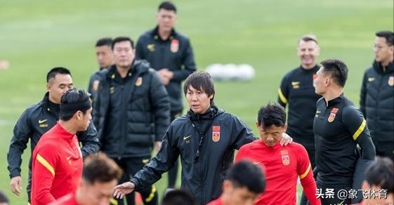 国足12强赛对日本在哪踢,国足征战12强留下几大问号