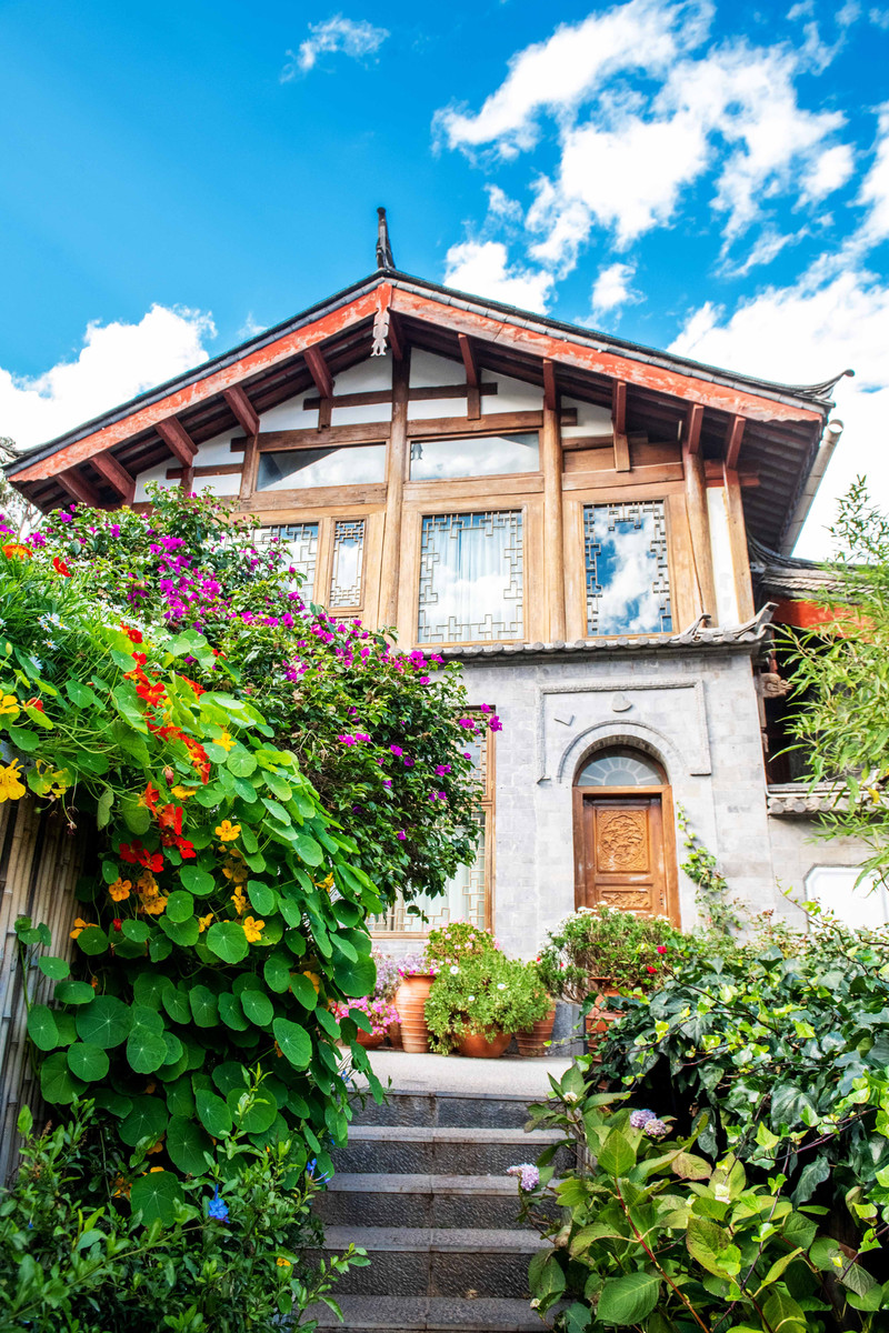 丽江旅游住哪个客栈比较好一点,丽江民宿客栈推荐便宜五天四晚