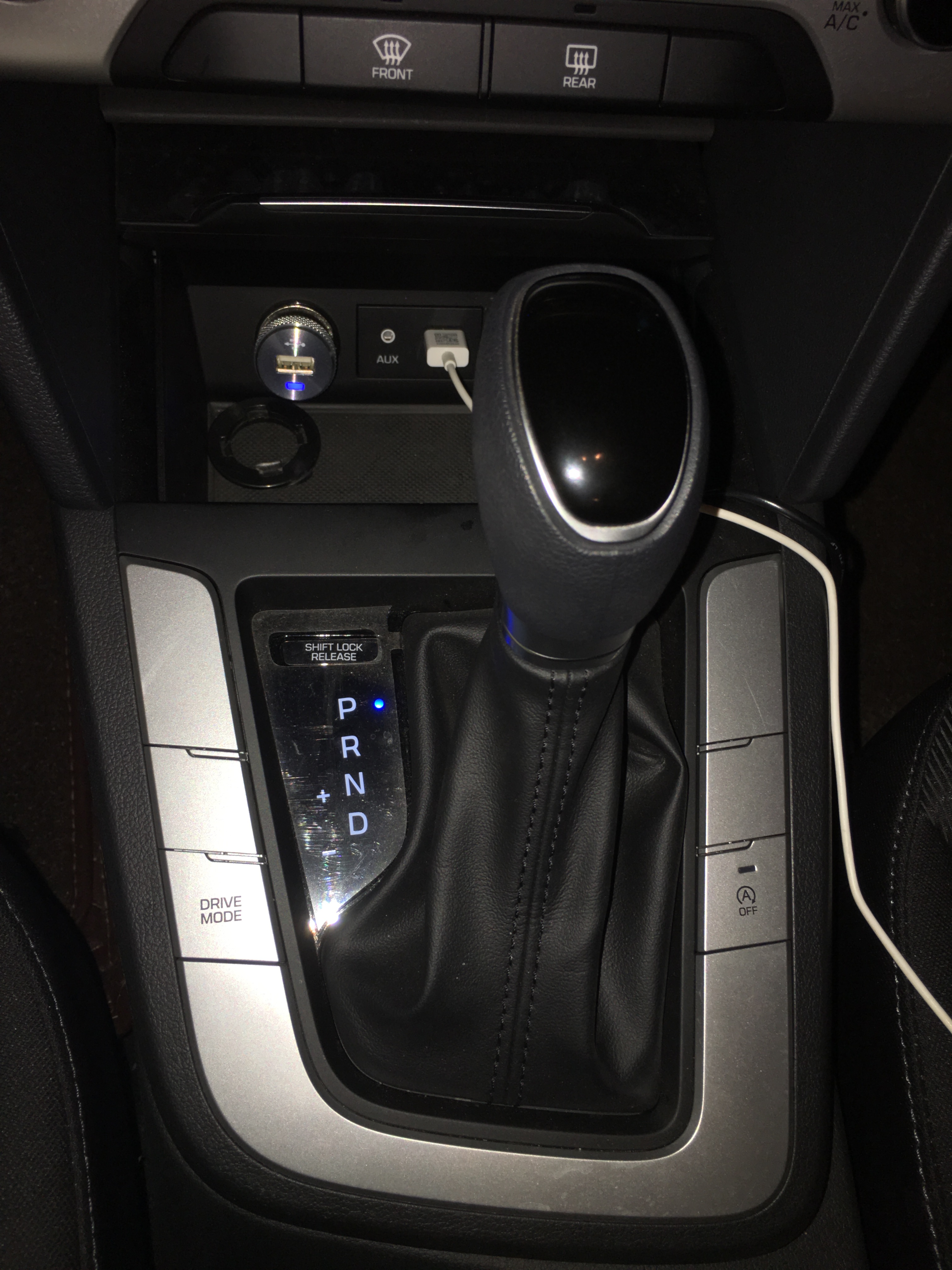 现代领动1.4t双离合优缺点,现代领动与同车型空间对比