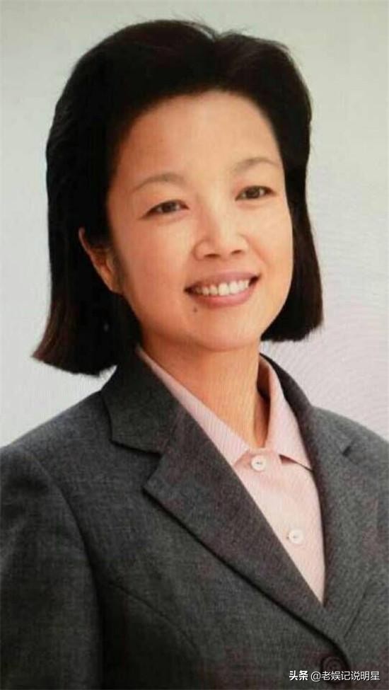 夕阳红黄薇主持,夕阳红的主持人黄薇的近照