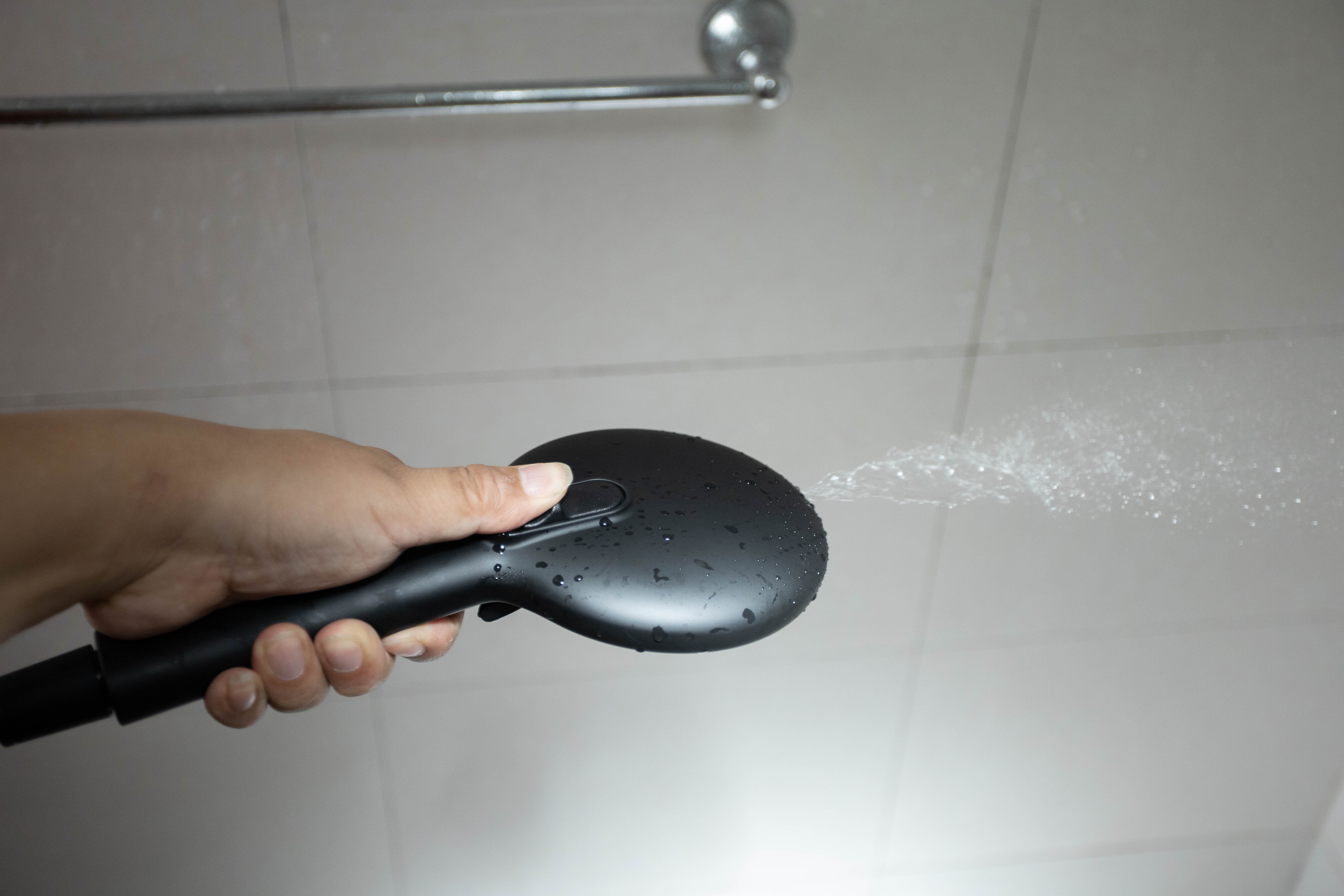 大白霸王灰淋浴花洒测评,大白皓月淋浴花洒评测