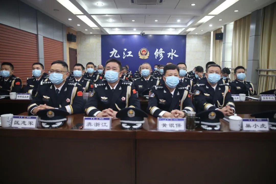 警礼服列装仪式合影,警礼服的列装充分体现了什么