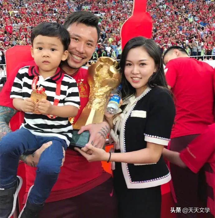 王乔治回族,王乔治费莱尼