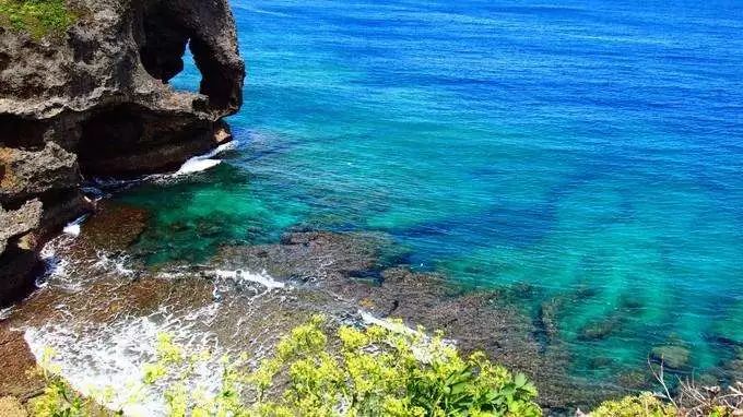 出走冲绳|有一种海水的蓝，叫做果冻蓝