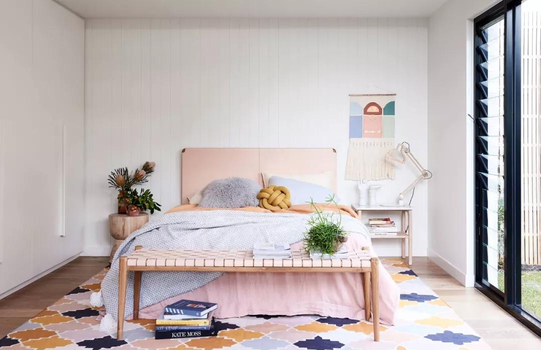 一家匠心别具的新潮家居买手店,她打造了一家美如画的家居买手店