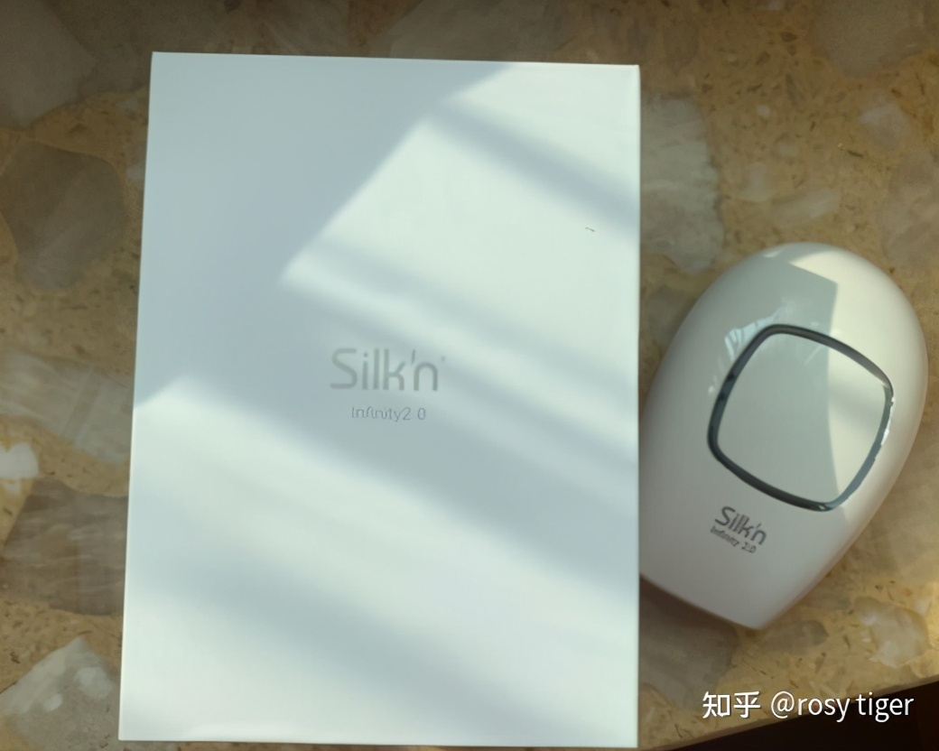 女生怎么可以身上皮肤光滑细腻,怎么养成白嫩皮肤