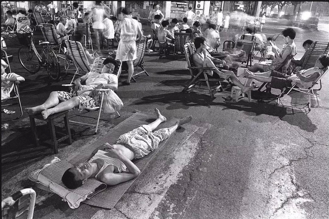 上海蜗居年代的真实故事,上海老蜗居照片